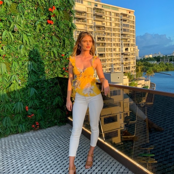 Misa Los Angeles XS Yellow Floral Top - Picture 3 of 4